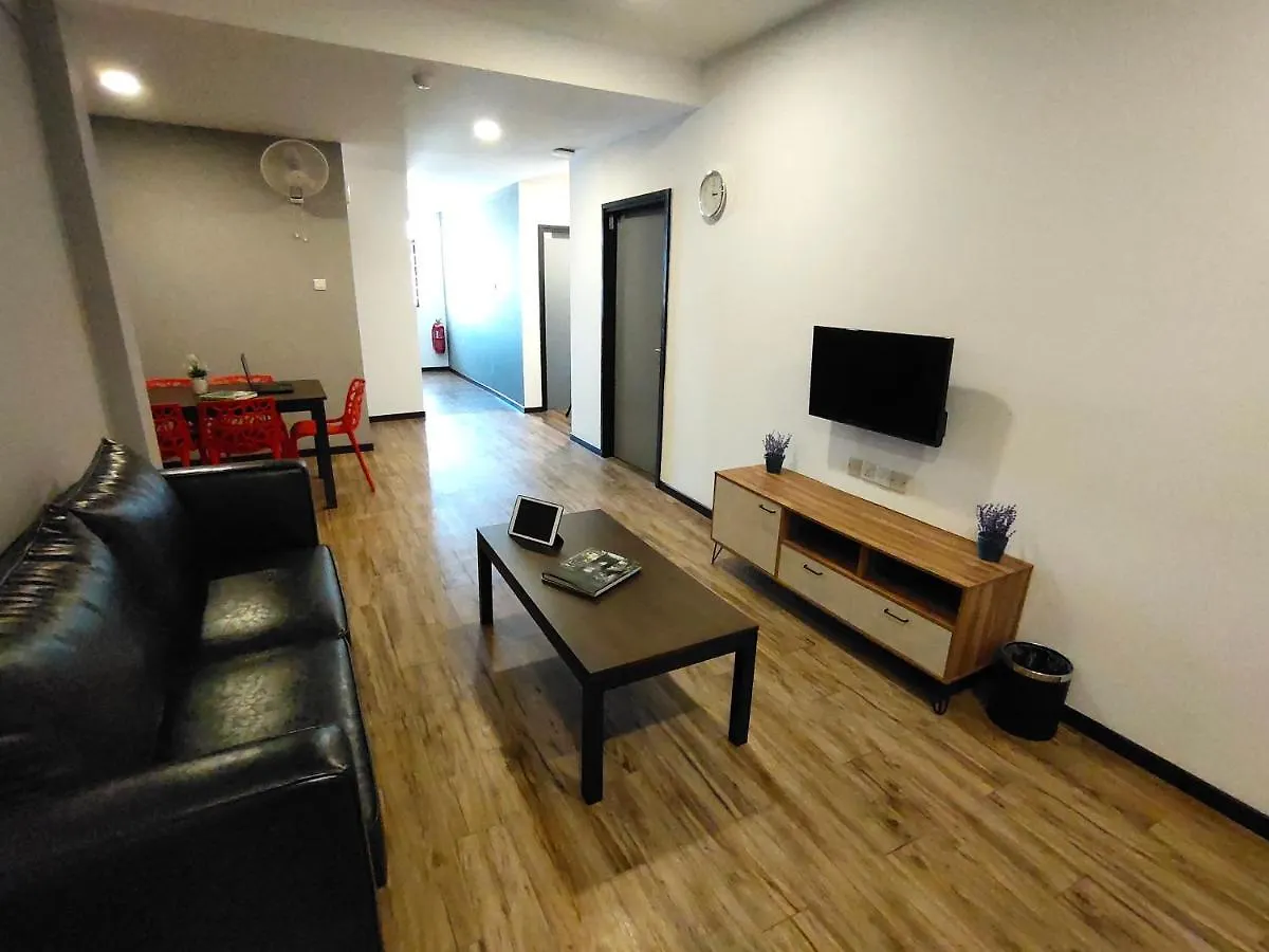 3-Plus Hotel Κότα Κιναμπαλού