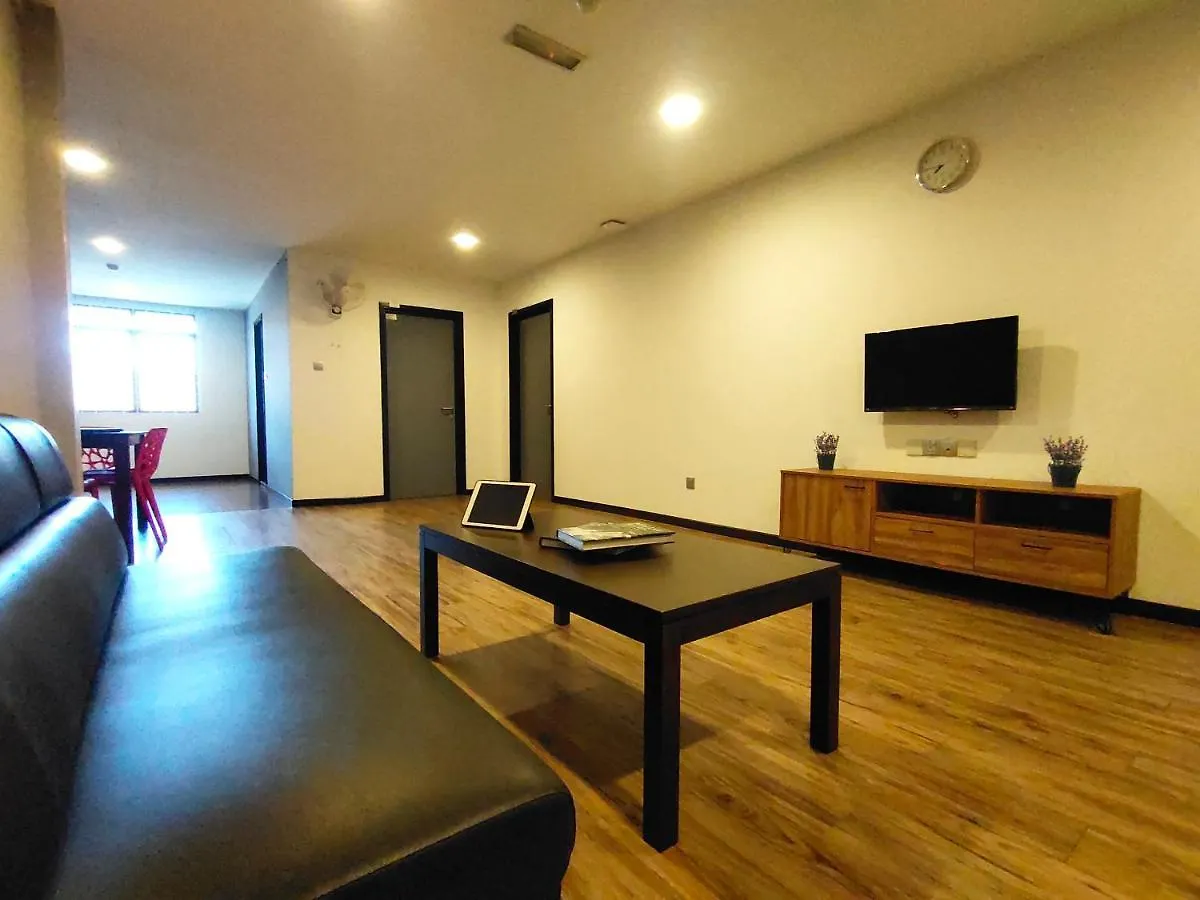 **  3-Plus Hotel Κότα Κιναμπαλού Μαλαισία