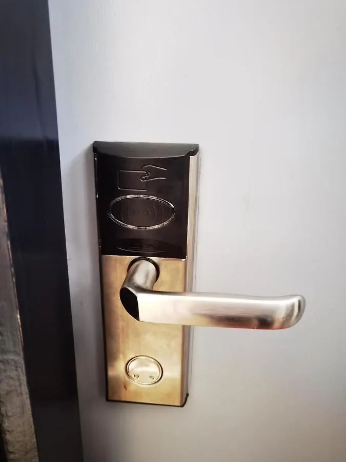 3-Plus Hotel Κότα Κιναμπαλού 2*,  Μαλαισία